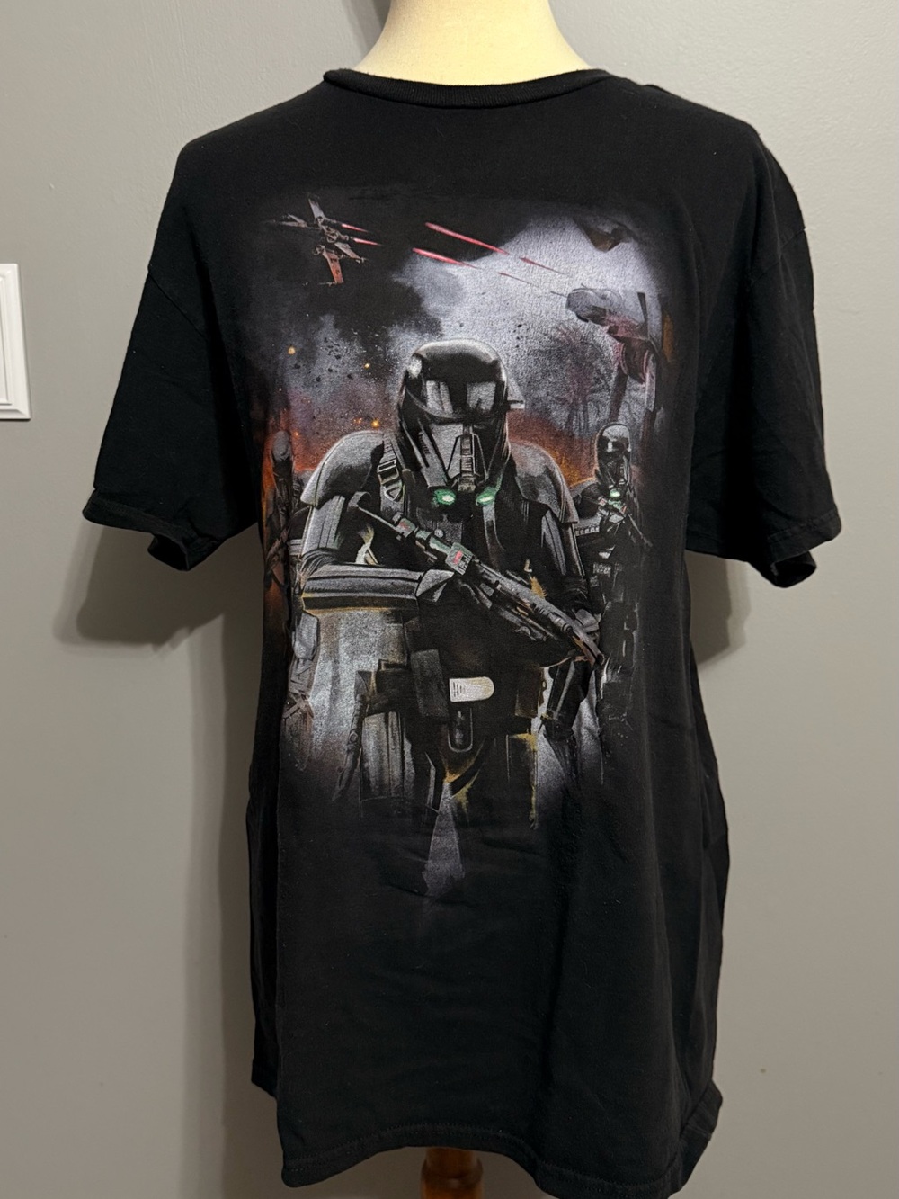 Black Graphic Star Wars Storm Trooper Crewneck T‑Shirt